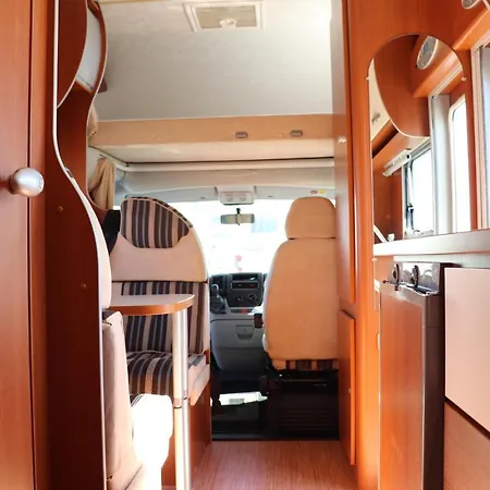 Rent Camper Motorhome, Alquiler Autocaravana סנטה קרוז דה טנריף