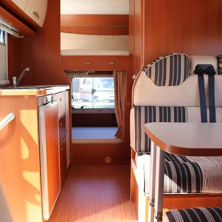 Kemping Rent Camper Motorhome, Alquiler Autocaravana *